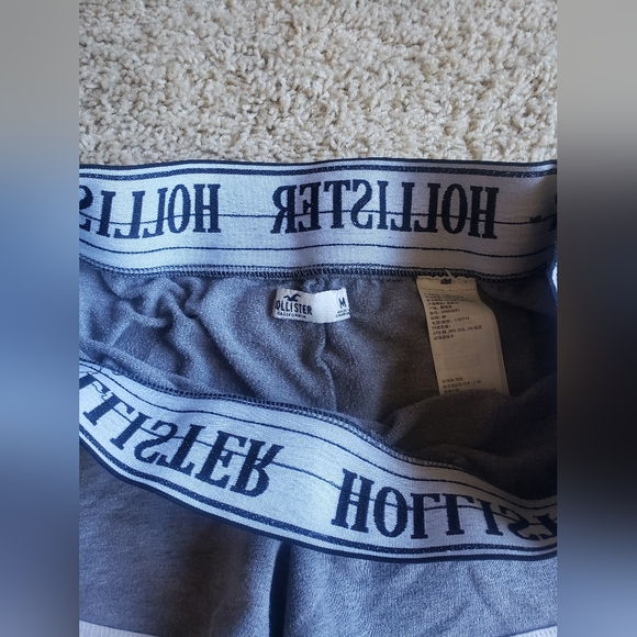 Hollister Grey & White Boxer Shorts - Picture 2 of 4